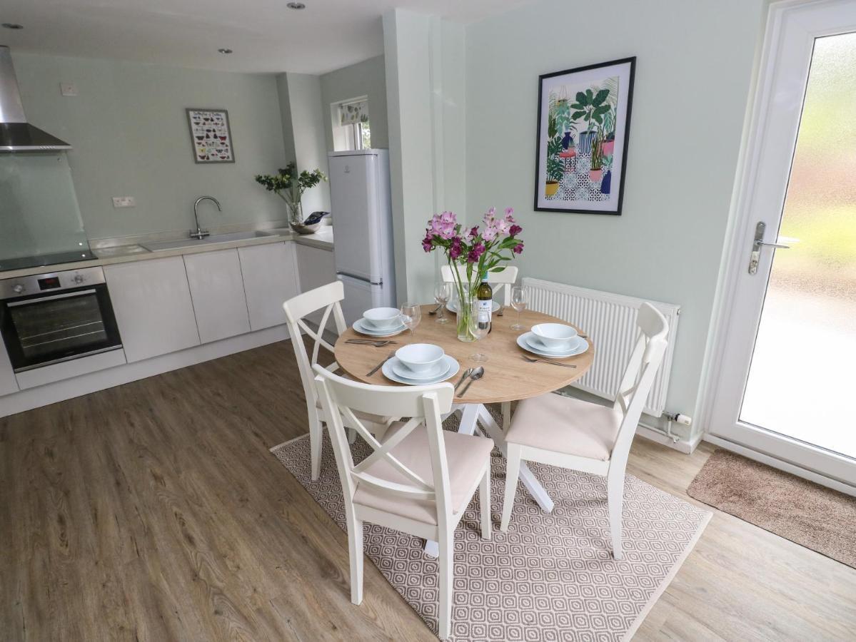 Mews Cottage Carmarthen Extérieur photo